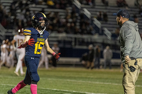 Avon Lake vs North Ridgeville20221021-8895