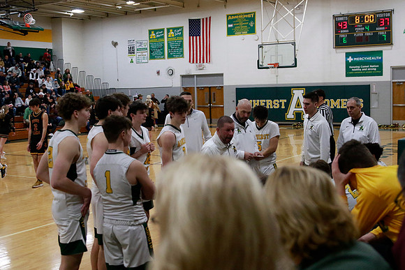 Avon Lake vs Amherst20220204-0039