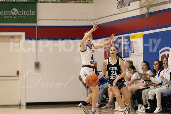 Medina Christian vs Open Door20240104-1059
