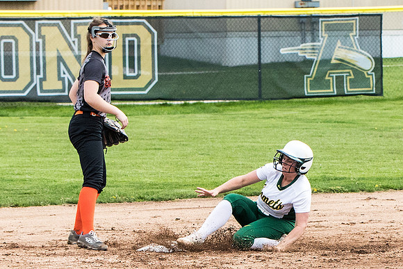 283020200422-North Olmsted vs Amherst0000