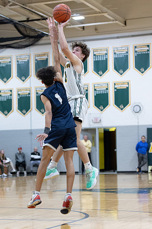 Lorain vs Amherst20211214-0811