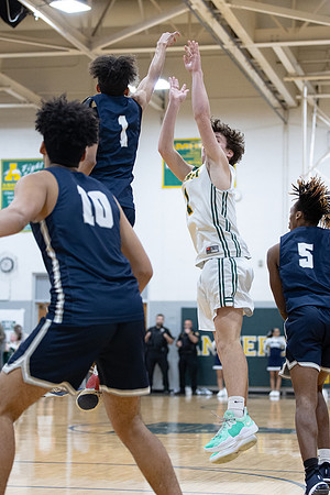 Lorain vs Amherst20211214-0846