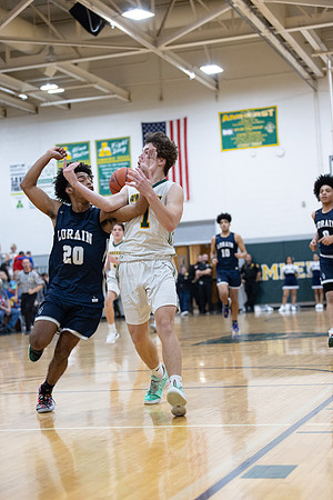 Lorain vs Amherst20211214-0875