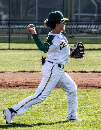 Strongsville vs Amherst20220402-0027